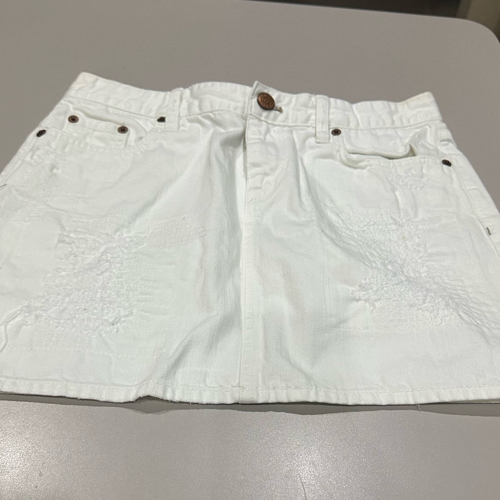 J. Crew White mini skirt - distressed cotton  Size 4.  Great Condition!